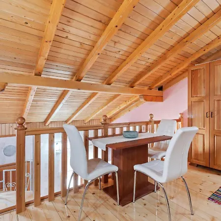 Apartmán Joyful In With Swimming Pool *